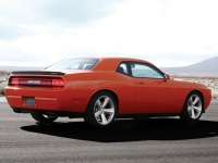 Dodge Challenger Coupe 2-door (3 generation) 6.1 V8 AT SRT8 (431hp) foto, Dodge Challenger Coupe 2-door (3 generation) 6.1 V8 AT SRT8 (431hp) fotos, Dodge Challenger Coupe 2-door (3 generation) 6.1 V8 AT SRT8 (431hp) Bilder, Dodge Challenger Coupe 2-door (3 generation) 6.1 V8 AT SRT8 (431hp) Bild