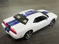 Dodge Challenger Coupe 2-door (3 generation) 6.1 V8 AT SRT8 (431hp) foto, Dodge Challenger Coupe 2-door (3 generation) 6.1 V8 AT SRT8 (431hp) fotos, Dodge Challenger Coupe 2-door (3 generation) 6.1 V8 AT SRT8 (431hp) Bilder, Dodge Challenger Coupe 2-door (3 generation) 6.1 V8 AT SRT8 (431hp) Bild