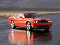 Dodge Challenger Coupe 2-door (3 generation) 6.1 V8 AT SRT8 (431hp) foto, Dodge Challenger Coupe 2-door (3 generation) 6.1 V8 AT SRT8 (431hp) fotos, Dodge Challenger Coupe 2-door (3 generation) 6.1 V8 AT SRT8 (431hp) Bilder, Dodge Challenger Coupe 2-door (3 generation) 6.1 V8 AT SRT8 (431hp) Bild