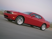 Dodge Challenger Coupe 2-door (3 generation) 6.4 V8 AT SRT8 392 (476hp) foto, Dodge Challenger Coupe 2-door (3 generation) 6.4 V8 AT SRT8 392 (476hp) fotos, Dodge Challenger Coupe 2-door (3 generation) 6.4 V8 AT SRT8 392 (476hp) Bilder, Dodge Challenger Coupe 2-door (3 generation) 6.4 V8 AT SRT8 392 (476hp) Bild