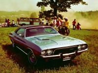 Dodge Challenger Hardtop (1 generation) 5.2 V8 TorqueFlite (230hp '74) foto, Dodge Challenger Hardtop (1 generation) 5.2 V8 TorqueFlite (230hp '74) fotos, Dodge Challenger Hardtop (1 generation) 5.2 V8 TorqueFlite (230hp '74) Bilder, Dodge Challenger Hardtop (1 generation) 5.2 V8 TorqueFlite (230hp '74) Bild