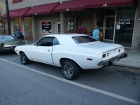 Dodge Challenger Hardtop (1 generation) 5.6 V8 3MT (275hp) foto, Dodge Challenger Hardtop (1 generation) 5.6 V8 3MT (275hp) fotos, Dodge Challenger Hardtop (1 generation) 5.6 V8 3MT (275hp) Bilder, Dodge Challenger Hardtop (1 generation) 5.6 V8 3MT (275hp) Bild