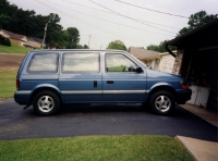 Dodge Grand Caravan minivan 4-door (2 generation) AT 3.3 (165hp) foto, Dodge Grand Caravan minivan 4-door (2 generation) AT 3.3 (165hp) fotos, Dodge Grand Caravan minivan 4-door (2 generation) AT 3.3 (165hp) Bilder, Dodge Grand Caravan minivan 4-door (2 generation) AT 3.3 (165hp) Bild