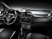 Fiat Punto Hatchback 5-door. (3 generation) 1.4 MTA (77 hp) Lounge foto, Fiat Punto Hatchback 5-door. (3 generation) 1.4 MTA (77 hp) Lounge fotos, Fiat Punto Hatchback 5-door. (3 generation) 1.4 MTA (77 hp) Lounge Bilder, Fiat Punto Hatchback 5-door. (3 generation) 1.4 MTA (77 hp) Lounge Bild