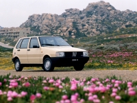 Fiat UNO Hatchback 5-door. (1 generation) 0.9 MT (45 HP) foto, Fiat UNO Hatchback 5-door. (1 generation) 0.9 MT (45 HP) fotos, Fiat UNO Hatchback 5-door. (1 generation) 0.9 MT (45 HP) Bilder, Fiat UNO Hatchback 5-door. (1 generation) 0.9 MT (45 HP) Bild