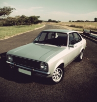 Ford Escort Sedan (2 generation) 1.3 AT (60hp) foto, Ford Escort Sedan (2 generation) 1.3 AT (60hp) fotos, Ford Escort Sedan (2 generation) 1.3 AT (60hp) Bilder, Ford Escort Sedan (2 generation) 1.3 AT (60hp) Bild