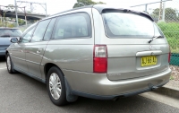 Holden Commodore station Wagon (3rd generation) 5.7 AT (306 hp) foto, Holden Commodore station Wagon (3rd generation) 5.7 AT (306 hp) fotos, Holden Commodore station Wagon (3rd generation) 5.7 AT (306 hp) Bilder, Holden Commodore station Wagon (3rd generation) 5.7 AT (306 hp) Bild