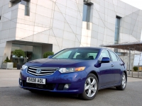 Honda Accord Sedan 4-door (8 generation) 2.2 i-DTEC AT foto, Honda Accord Sedan 4-door (8 generation) 2.2 i-DTEC AT fotos, Honda Accord Sedan 4-door (8 generation) 2.2 i-DTEC AT Bilder, Honda Accord Sedan 4-door (8 generation) 2.2 i-DTEC AT Bild