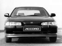 Honda Accord Sedan (5th generation) 2.0 MT (115hp) foto, Honda Accord Sedan (5th generation) 2.0 MT (115hp) fotos, Honda Accord Sedan (5th generation) 2.0 MT (115hp) Bilder, Honda Accord Sedan (5th generation) 2.0 MT (115hp) Bild