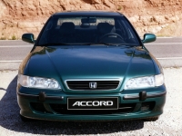 Honda Accord Sedan (5th generation) 2.2 AT (150hp) foto, Honda Accord Sedan (5th generation) 2.2 AT (150hp) fotos, Honda Accord Sedan (5th generation) 2.2 AT (150hp) Bilder, Honda Accord Sedan (5th generation) 2.2 AT (150hp) Bild