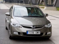 Honda Civic Hybrid sedan (8 generation) 1.4 CVT foto, Honda Civic Hybrid sedan (8 generation) 1.4 CVT fotos, Honda Civic Hybrid sedan (8 generation) 1.4 CVT Bilder, Honda Civic Hybrid sedan (8 generation) 1.4 CVT Bild