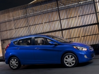 Hyundai Accent Hatchback (RB) 1.4 AT (108hp) foto, Hyundai Accent Hatchback (RB) 1.4 AT (108hp) fotos, Hyundai Accent Hatchback (RB) 1.4 AT (108hp) Bilder, Hyundai Accent Hatchback (RB) 1.4 AT (108hp) Bild