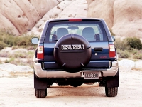 Isuzu Rodeo SUV 3-door (1 generation) 2.2 MT (131hp) Technische Daten, Isuzu Rodeo SUV 3-door (1 generation) 2.2 MT (131hp) Daten, Isuzu Rodeo SUV 3-door (1 generation) 2.2 MT (131hp) Funktionen, Isuzu Rodeo SUV 3-door (1 generation) 2.2 MT (131hp) Bewertung, Isuzu Rodeo SUV 3-door (1 generation) 2.2 MT (131hp) kaufen, Isuzu Rodeo SUV 3-door (1 generation) 2.2 MT (131hp) Preis, Isuzu Rodeo SUV 3-door (1 generation) 2.2 MT (131hp) Autos