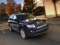 Jeep Compass Crossover (1 generation) 2.4 CVT (170hp) LIMITED (2013) foto, Jeep Compass Crossover (1 generation) 2.4 CVT (170hp) LIMITED (2013) fotos, Jeep Compass Crossover (1 generation) 2.4 CVT (170hp) LIMITED (2013) Bilder, Jeep Compass Crossover (1 generation) 2.4 CVT (170hp) LIMITED (2013) Bild