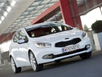 Kia CEE'd Hatchback 5-door. (2 generation) 1.4 MT Classic RS (2013) foto, Kia CEE'd Hatchback 5-door. (2 generation) 1.4 MT Classic RS (2013) fotos, Kia CEE'd Hatchback 5-door. (2 generation) 1.4 MT Classic RS (2013) Bilder, Kia CEE'd Hatchback 5-door. (2 generation) 1.4 MT Classic RS (2013) Bild