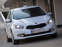 Kia CEE'd Hatchback 5-door. (2 generation) 1.4 MT Classic RS (2013) foto, Kia CEE'd Hatchback 5-door. (2 generation) 1.4 MT Classic RS (2013) fotos, Kia CEE'd Hatchback 5-door. (2 generation) 1.4 MT Classic RS (2013) Bilder, Kia CEE'd Hatchback 5-door. (2 generation) 1.4 MT Classic RS (2013) Bild