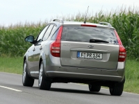 Kia CEE'd SW estate (1 generation) 1.6 AT (122hp) foto, Kia CEE'd SW estate (1 generation) 1.6 AT (122hp) fotos, Kia CEE'd SW estate (1 generation) 1.6 AT (122hp) Bilder, Kia CEE'd SW estate (1 generation) 1.6 AT (122hp) Bild