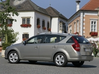 Kia CEE'd SW estate (1 generation) 1.6 AT (126hp) foto, Kia CEE'd SW estate (1 generation) 1.6 AT (126hp) fotos, Kia CEE'd SW estate (1 generation) 1.6 AT (126hp) Bilder, Kia CEE'd SW estate (1 generation) 1.6 AT (126hp) Bild