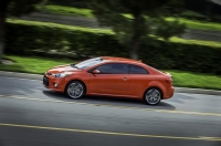 Kia Cerato KOUP coupe (3rd generation) 2.0 AT Premium foto, Kia Cerato KOUP coupe (3rd generation) 2.0 AT Premium fotos, Kia Cerato KOUP coupe (3rd generation) 2.0 AT Premium Bilder, Kia Cerato KOUP coupe (3rd generation) 2.0 AT Premium Bild