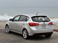 Kia Forte Hatchback (1 generation) 1.6 GDI AT (140 HP) foto, Kia Forte Hatchback (1 generation) 1.6 GDI AT (140 HP) fotos, Kia Forte Hatchback (1 generation) 1.6 GDI AT (140 HP) Bilder, Kia Forte Hatchback (1 generation) 1.6 GDI AT (140 HP) Bild