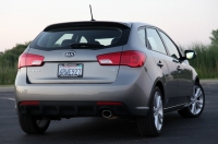 Kia Forte Hatchback (1 generation) 1.6 GDI AT (140 HP) foto, Kia Forte Hatchback (1 generation) 1.6 GDI AT (140 HP) fotos, Kia Forte Hatchback (1 generation) 1.6 GDI AT (140 HP) Bilder, Kia Forte Hatchback (1 generation) 1.6 GDI AT (140 HP) Bild