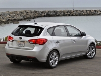 Kia Forte Hatchback (1 generation) 1.6 GDI AT (140 HP) foto, Kia Forte Hatchback (1 generation) 1.6 GDI AT (140 HP) fotos, Kia Forte Hatchback (1 generation) 1.6 GDI AT (140 HP) Bilder, Kia Forte Hatchback (1 generation) 1.6 GDI AT (140 HP) Bild