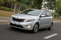 Kia K2 Hatchback (1 generation) 1.4 AT (107 HP) foto, Kia K2 Hatchback (1 generation) 1.4 AT (107 HP) fotos, Kia K2 Hatchback (1 generation) 1.4 AT (107 HP) Bilder, Kia K2 Hatchback (1 generation) 1.4 AT (107 HP) Bild