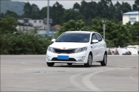 Kia K2 Hatchback (1 generation) 1.4 MT (107 HP) foto, Kia K2 Hatchback (1 generation) 1.4 MT (107 HP) fotos, Kia K2 Hatchback (1 generation) 1.4 MT (107 HP) Bilder, Kia K2 Hatchback (1 generation) 1.4 MT (107 HP) Bild