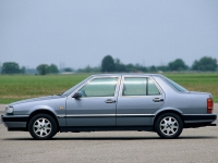 Lancia Thema Saloon (1 generation) 2.0i MT E (120 hp) Technische Daten, Lancia Thema Saloon (1 generation) 2.0i MT E (120 hp) Daten, Lancia Thema Saloon (1 generation) 2.0i MT E (120 hp) Funktionen, Lancia Thema Saloon (1 generation) 2.0i MT E (120 hp) Bewertung, Lancia Thema Saloon (1 generation) 2.0i MT E (120 hp) kaufen, Lancia Thema Saloon (1 generation) 2.0i MT E (120 hp) Preis, Lancia Thema Saloon (1 generation) 2.0i MT E (120 hp) Autos