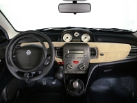 Lancia Ypsilon Hatchback (1 generation) 1.2i MT (60 hp) foto, Lancia Ypsilon Hatchback (1 generation) 1.2i MT (60 hp) fotos, Lancia Ypsilon Hatchback (1 generation) 1.2i MT (60 hp) Bilder, Lancia Ypsilon Hatchback (1 generation) 1.2i MT (60 hp) Bild