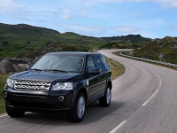 Land Rover Freelander Crossover (2 generation) 2.0 Si4 AT 4WD (240hp) SE foto, Land Rover Freelander Crossover (2 generation) 2.0 Si4 AT 4WD (240hp) SE fotos, Land Rover Freelander Crossover (2 generation) 2.0 Si4 AT 4WD (240hp) SE Bilder, Land Rover Freelander Crossover (2 generation) 2.0 Si4 AT 4WD (240hp) SE Bild