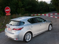 Lexus CT Hatchback 5-door. (1 generation) 200h CVT (136hp) Eco foto, Lexus CT Hatchback 5-door. (1 generation) 200h CVT (136hp) Eco fotos, Lexus CT Hatchback 5-door. (1 generation) 200h CVT (136hp) Eco Bilder, Lexus CT Hatchback 5-door. (1 generation) 200h CVT (136hp) Eco Bild