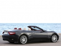 Maserati GranCabrio Convertible 2-door (1 generation) 4.7 AT (440 hp) basic foto, Maserati GranCabrio Convertible 2-door (1 generation) 4.7 AT (440 hp) basic fotos, Maserati GranCabrio Convertible 2-door (1 generation) 4.7 AT (440 hp) basic Bilder, Maserati GranCabrio Convertible 2-door (1 generation) 4.7 AT (440 hp) basic Bild