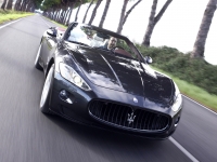 Maserati GranCabrio Convertible 2-door (1 generation) 4.7 AT (440 hp) basic foto, Maserati GranCabrio Convertible 2-door (1 generation) 4.7 AT (440 hp) basic fotos, Maserati GranCabrio Convertible 2-door (1 generation) 4.7 AT (440 hp) basic Bilder, Maserati GranCabrio Convertible 2-door (1 generation) 4.7 AT (440 hp) basic Bild