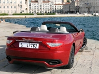 Maserati GranCabrio Sport convertible 2-door (1 generation) 4.7 AT (produce 450hp) basic foto, Maserati GranCabrio Sport convertible 2-door (1 generation) 4.7 AT (produce 450hp) basic fotos, Maserati GranCabrio Sport convertible 2-door (1 generation) 4.7 AT (produce 450hp) basic Bilder, Maserati GranCabrio Sport convertible 2-door (1 generation) 4.7 AT (produce 450hp) basic Bild