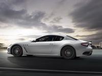 Maserati GranTurismo MC Stradale coupe 2-door (1 generation) 4.7 MT (450 hp) basic foto, Maserati GranTurismo MC Stradale coupe 2-door (1 generation) 4.7 MT (450 hp) basic fotos, Maserati GranTurismo MC Stradale coupe 2-door (1 generation) 4.7 MT (450 hp) basic Bilder, Maserati GranTurismo MC Stradale coupe 2-door (1 generation) 4.7 MT (450 hp) basic Bild