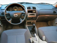 Mazda 323 Sedan (BJ) 1.5 AT (88 HP) foto, Mazda 323 Sedan (BJ) 1.5 AT (88 HP) fotos, Mazda 323 Sedan (BJ) 1.5 AT (88 HP) Bilder, Mazda 323 Sedan (BJ) 1.5 AT (88 HP) Bild