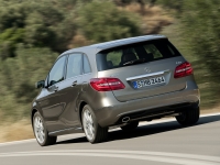 Mercedes-Benz B-Class Hatchback (W246) B 180 CDI BlueEfficiency 7G-DCT (109hp) foto, Mercedes-Benz B-Class Hatchback (W246) B 180 CDI BlueEfficiency 7G-DCT (109hp) fotos, Mercedes-Benz B-Class Hatchback (W246) B 180 CDI BlueEfficiency 7G-DCT (109hp) Bilder, Mercedes-Benz B-Class Hatchback (W246) B 180 CDI BlueEfficiency 7G-DCT (109hp) Bild