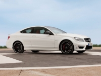 Mercedes-Benz C-Class AMG coupe 2-door (W204/S204) C 63 AMG Speedshift MCT (457hp) basic foto, Mercedes-Benz C-Class AMG coupe 2-door (W204/S204) C 63 AMG Speedshift MCT (457hp) basic fotos, Mercedes-Benz C-Class AMG coupe 2-door (W204/S204) C 63 AMG Speedshift MCT (457hp) basic Bilder, Mercedes-Benz C-Class AMG coupe 2-door (W204/S204) C 63 AMG Speedshift MCT (457hp) basic Bild