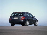 Mercedes-Benz C-Class station Wagon 5-door (W204/S204) C 180 CGI BlueEFFICIENCY AT (156 HP) foto, Mercedes-Benz C-Class station Wagon 5-door (W204/S204) C 180 CGI BlueEFFICIENCY AT (156 HP) fotos, Mercedes-Benz C-Class station Wagon 5-door (W204/S204) C 180 CGI BlueEFFICIENCY AT (156 HP) Bilder, Mercedes-Benz C-Class station Wagon 5-door (W204/S204) C 180 CGI BlueEFFICIENCY AT (156 HP) Bild