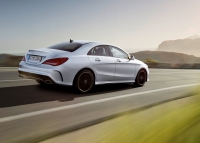 Mercedes-Benz CLA-Class Coupe 4-door (1 generation) CLA 180 BlueEfficiency MT (122hp) foto, Mercedes-Benz CLA-Class Coupe 4-door (1 generation) CLA 180 BlueEfficiency MT (122hp) fotos, Mercedes-Benz CLA-Class Coupe 4-door (1 generation) CLA 180 BlueEfficiency MT (122hp) Bilder, Mercedes-Benz CLA-Class Coupe 4-door (1 generation) CLA 180 BlueEfficiency MT (122hp) Bild