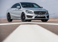 Mercedes-Benz CLA-Class Coupe 4-door (1 generation) CLA 180 MT (122hp) foto, Mercedes-Benz CLA-Class Coupe 4-door (1 generation) CLA 180 MT (122hp) fotos, Mercedes-Benz CLA-Class Coupe 4-door (1 generation) CLA 180 MT (122hp) Bilder, Mercedes-Benz CLA-Class Coupe 4-door (1 generation) CLA 180 MT (122hp) Bild