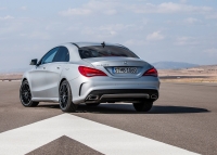 Mercedes-Benz CLA-Class Coupe 4-door (1 generation) CLA 180 MT (122hp) foto, Mercedes-Benz CLA-Class Coupe 4-door (1 generation) CLA 180 MT (122hp) fotos, Mercedes-Benz CLA-Class Coupe 4-door (1 generation) CLA 180 MT (122hp) Bilder, Mercedes-Benz CLA-Class Coupe 4-door (1 generation) CLA 180 MT (122hp) Bild