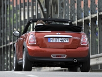 Mini Cabrio Cooper convertible 2-door (2 generation) 1.6 AT (122hp) basic foto, Mini Cabrio Cooper convertible 2-door (2 generation) 1.6 AT (122hp) basic fotos, Mini Cabrio Cooper convertible 2-door (2 generation) 1.6 AT (122hp) basic Bilder, Mini Cabrio Cooper convertible 2-door (2 generation) 1.6 AT (122hp) basic Bild