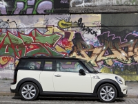 Mini Clubman Cooper S station wagon 3-door (1 generation) 1.6 AT (184hp) basic foto, Mini Clubman Cooper S station wagon 3-door (1 generation) 1.6 AT (184hp) basic fotos, Mini Clubman Cooper S station wagon 3-door (1 generation) 1.6 AT (184hp) basic Bilder, Mini Clubman Cooper S station wagon 3-door (1 generation) 1.6 AT (184hp) basic Bild