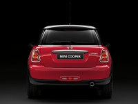 Mini Cooper Hatchback 3-door (2 generation) 1.6 AT (122hp) basic foto, Mini Cooper Hatchback 3-door (2 generation) 1.6 AT (122hp) basic fotos, Mini Cooper Hatchback 3-door (2 generation) 1.6 AT (122hp) basic Bilder, Mini Cooper Hatchback 3-door (2 generation) 1.6 AT (122hp) basic Bild