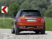 Mini Cooper S Hatchback 3-door (2 generation) 1.6 MT (184hp) basic foto, Mini Cooper S Hatchback 3-door (2 generation) 1.6 MT (184hp) basic fotos, Mini Cooper S Hatchback 3-door (2 generation) 1.6 MT (184hp) basic Bilder, Mini Cooper S Hatchback 3-door (2 generation) 1.6 MT (184hp) basic Bild