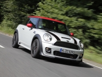 Mini John Cooper Works Hatchback 3-door (1 generation) 1.6 MT (211hp) basic foto, Mini John Cooper Works Hatchback 3-door (1 generation) 1.6 MT (211hp) basic fotos, Mini John Cooper Works Hatchback 3-door (1 generation) 1.6 MT (211hp) basic Bilder, Mini John Cooper Works Hatchback 3-door (1 generation) 1.6 MT (211hp) basic Bild