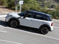 The Mini Countryman Cooper S hatchback 5-door. (1 generation) 1.6 AT ALL4 (184 HP) basic foto, The Mini Countryman Cooper S hatchback 5-door. (1 generation) 1.6 AT ALL4 (184 HP) basic fotos, The Mini Countryman Cooper S hatchback 5-door. (1 generation) 1.6 AT ALL4 (184 HP) basic Bilder, The Mini Countryman Cooper S hatchback 5-door. (1 generation) 1.6 AT ALL4 (184 HP) basic Bild