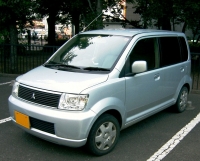 Mitsubishi EK Wagon Minivan (1 generation) AT 0.7 (50 Hp) foto, Mitsubishi EK Wagon Minivan (1 generation) AT 0.7 (50 Hp) fotos, Mitsubishi EK Wagon Minivan (1 generation) AT 0.7 (50 Hp) Bilder, Mitsubishi EK Wagon Minivan (1 generation) AT 0.7 (50 Hp) Bild